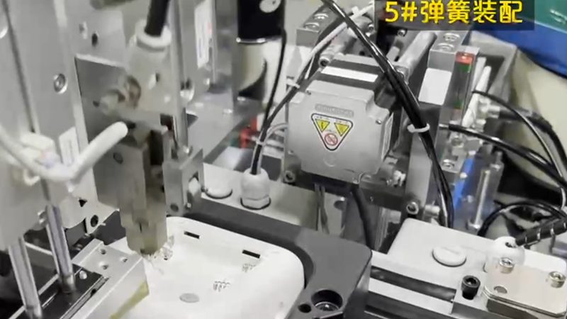 上下料机器人定制流程：揭秘高效自动化生产的关键步骤